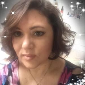 Meet your Posher, Daniela